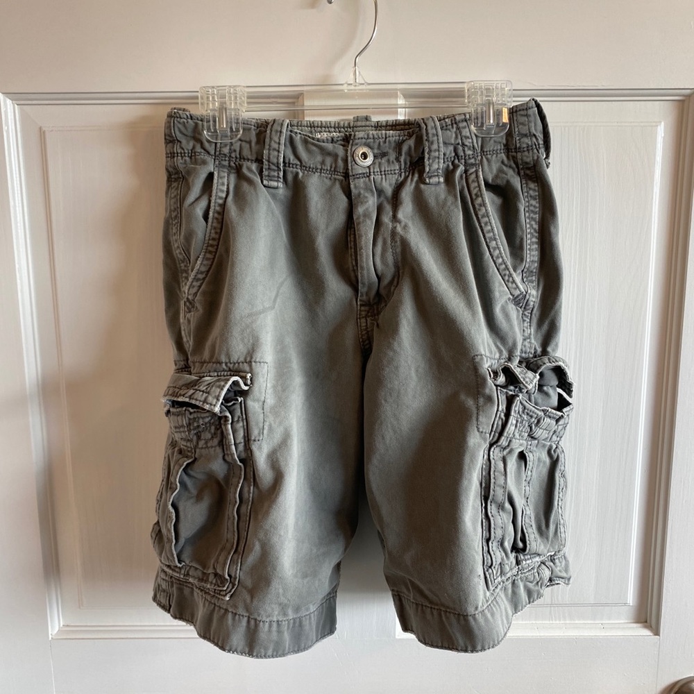 American Eagle cargo shorts
